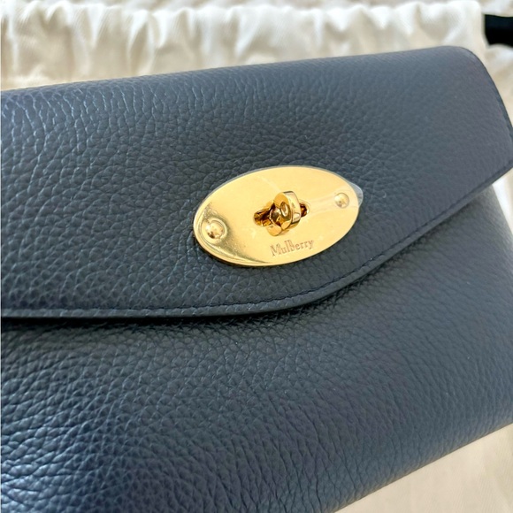 ❌❌SOLD ❌❌MULBERRY Darley Pouch in Navy Blue - Picture 4 of 11